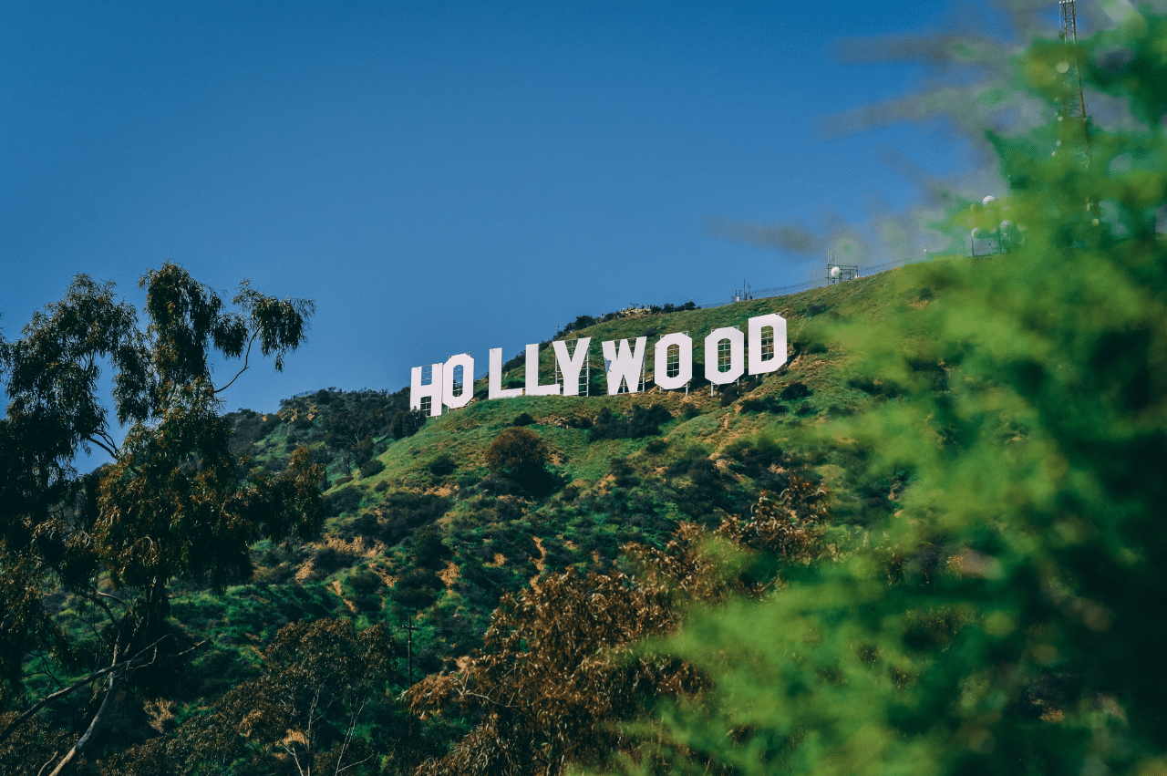 An image of the Hollywood sign